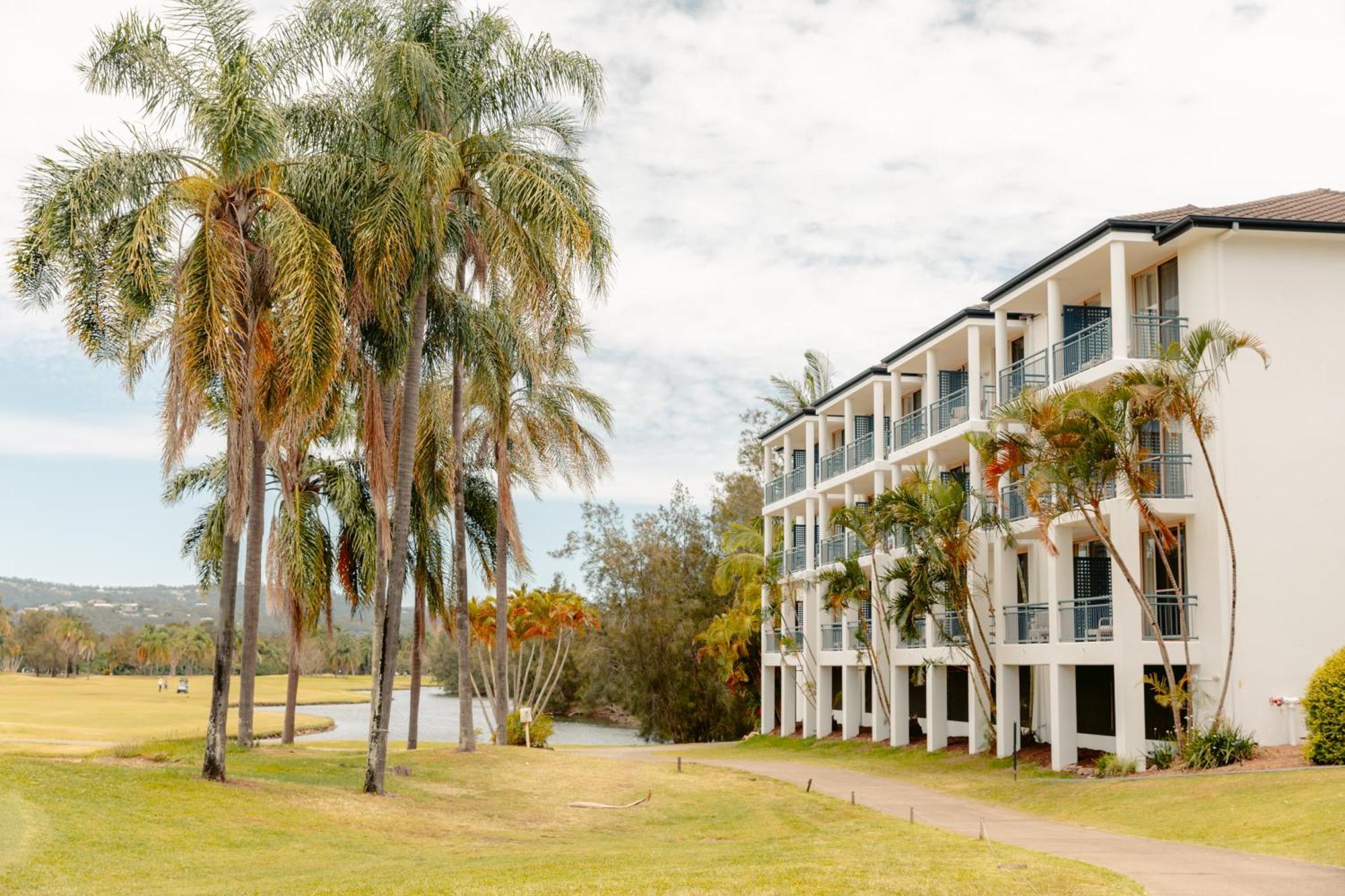 Mercure Gold Coast Resort Buitenkant foto