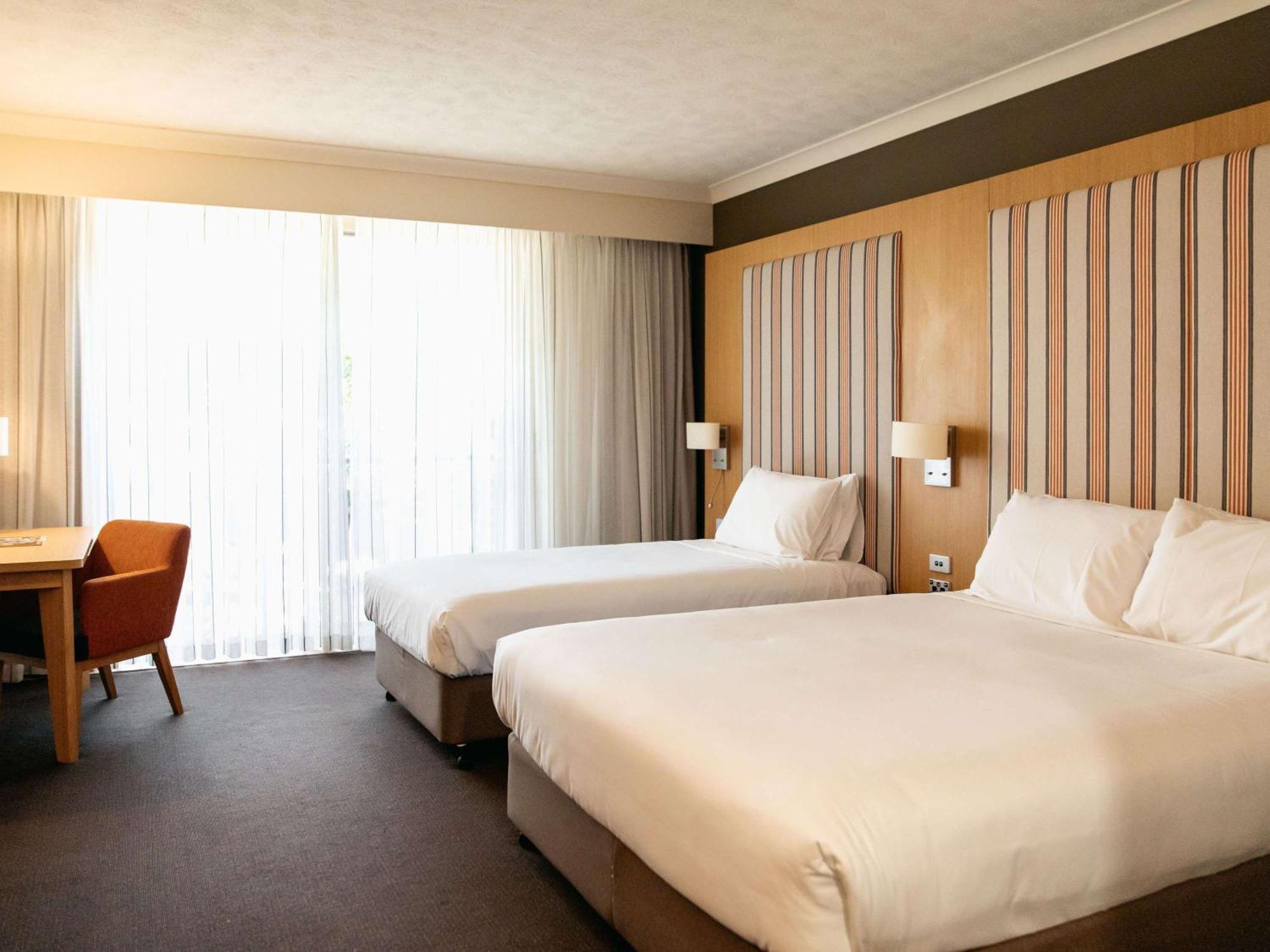 Mercure Gold Coast Resort Buitenkant foto